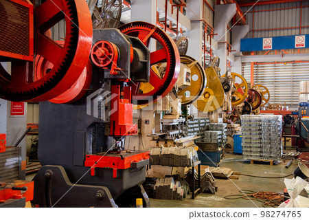 Roofing metal sheet stamping machine, Huge and luxury automotive hydraulic press stamping machine, Industrial metalwork manufacturing, Production high quality technology factory Roofing metal sheet stamping machine, Huge and luxury automotive hydraulic press stamping machine, Industrial metalwork manufacturing, Production high quality technology factory 98274765