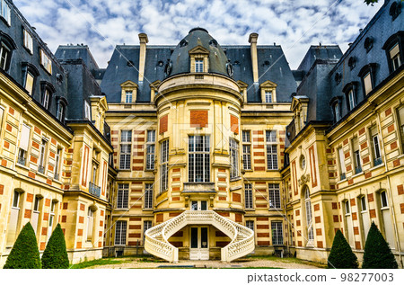 City Hall of Versailles in Yvelines department of France 98277003