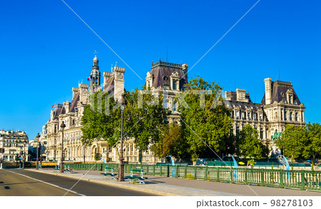 City Hall or Hotel de Ville in Paris, the capital of France City Hall or Hotel de Ville in Paris, the capital of France 98278103
