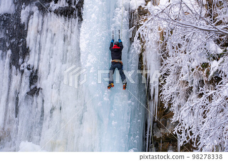 [活動資料] 攀冰 [長野縣] 98278338