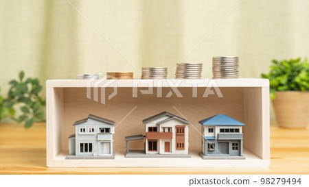 Housing and money 98279494