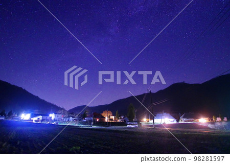 福島縣南會津郡大內宿的南會津星空 98281597