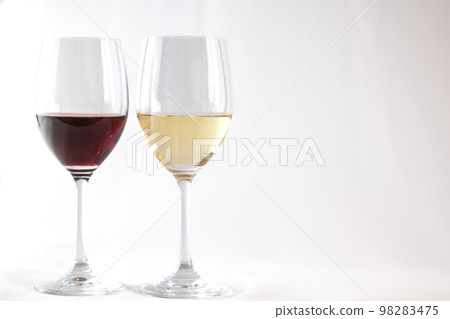Wine glasses red wine and white wine Wine glasses red wine and white wine 98283475