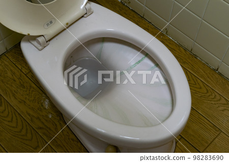 臟廁所 臟廁所 98283690