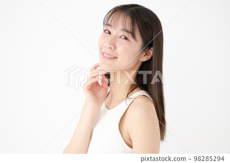 Female beauty white background 98285294