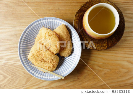 Abekawa Mochi Japanese Sweets Abekawa Mochi Japanese Sweets 98285318