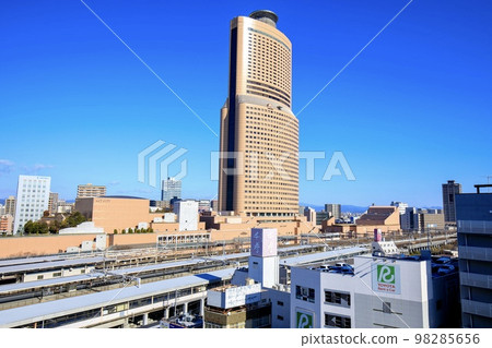 Hamamatsu City Act Tower under clear skies 98285656