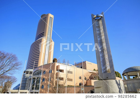 Hamamatsu City Act Tower under clear skies 98285662