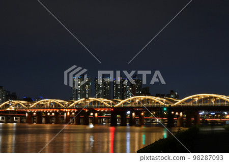 韓江邊夜景 韓江邊夜景 98287093