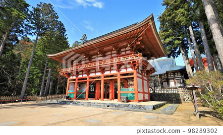 高野山金剛峰寺中門（和歌山縣高野町） 98289302