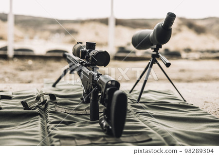 Close up picture of an optical rifle 98289304