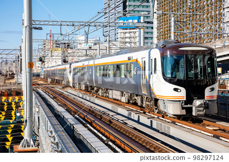 【名古屋站】特快飛騨10號進入名站站 98297124