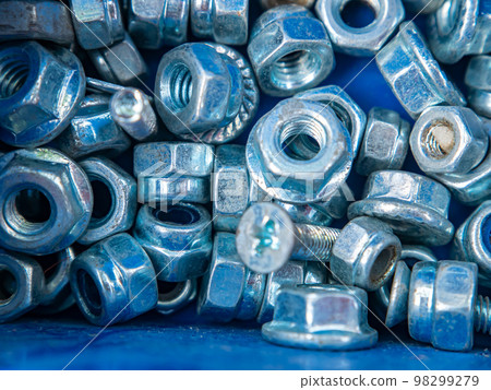 Threaded iron nut for screwing onto the bolt. Threaded iron nut for screwing onto the bolt. 98299279