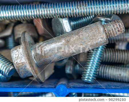 Iron bolt with thread for tightening the nut. Iron bolt with thread for tightening the nut. 98299280