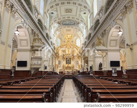 Notre Dame Cathedral in Quebec City, Quebec, Canada 98299959