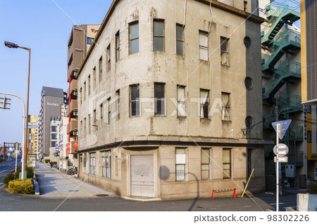 Hosono Building (Shinmachi, Nishi-ku, Osaka-shi, Osaka), a wonderful Taisho-era romantic building Hosono Building (Shinmachi, Nishi-ku, Osaka-shi, Osaka), a wonderful Taisho-era romantic building 98302226