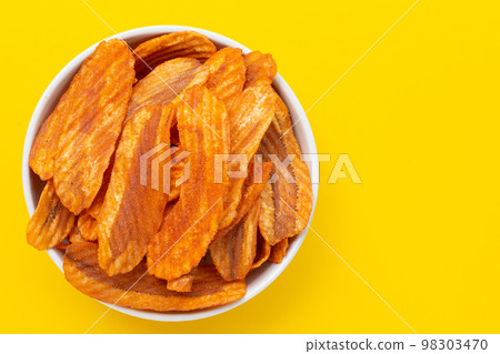 Spicy snack, Banana slice chips paprika flavor Spicy snack, Banana slice chips paprika flavor 98303470