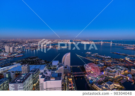 《神奈川縣》橫濱灣區約會地點夜景 《神奈川縣》橫濱灣區約會地點夜景 98304048