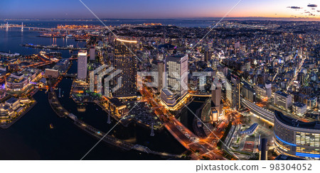 《神奈川》橫濱灣夜景 98304052