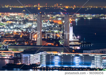 “神奈川縣”在橫濱蔓延的工業區和京濱工業區的夜景 98306856