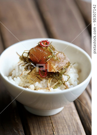 Hokkaido specialty herring roe Matsumae pickled on white rice 98307142
