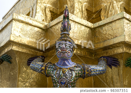 泰國大皇宮惡魔雕像 98307351