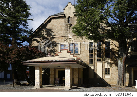 片倉館大廳大樓 98311643