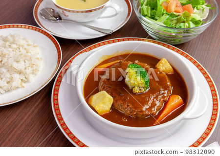 Stew hamburger set meal Stew hamburger set meal 98312090
