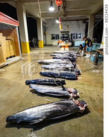 Yonaguni Kubura Fishing Port Yonaguni Kubura Fishing Port 98314439