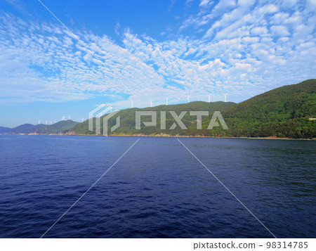 貞崎半島的風車(愛媛縣西羽區伊方町) 貞崎半島的風車(愛媛縣西羽區伊方町) 98314785