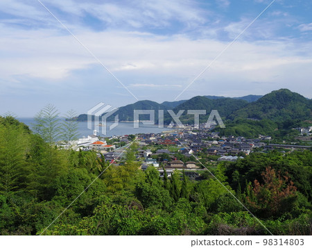 Innoshima (Onomichi City, Hiroshima Prefecture) Innoshima (Onomichi City, Hiroshima Prefecture) 98314803