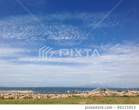 Exhilarating blue sky Exhilarating blue sky 98315053