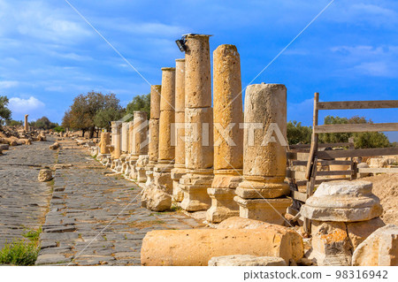 Roman road of Umm Qais, Jordan Roman road of Umm Qais, Jordan 98316942
