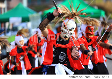 岩手縣北上市民俗藝能鬼舞 98318584