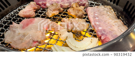 豬肉 燒烤 烤肉 食物 料理 餐廳 돼지 Grilled pork belly 豚肉 98319432