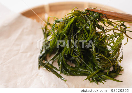 Boiled Akamoku pickled with chopsticks Boiled Akamoku pickled with chopsticks 98320265