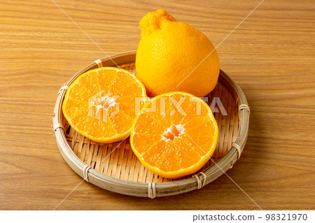 Dekopon 桌子照片 98321970