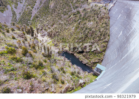 Tumut Pond Dam in New South Wales Australia 98321979