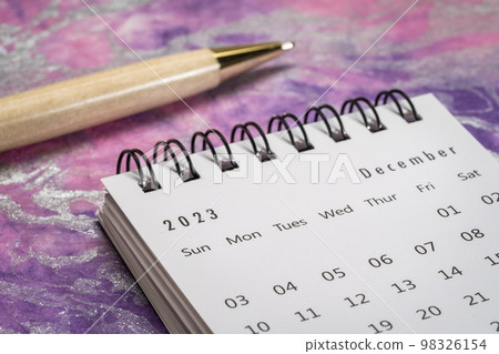 December 2023 - desktop calendar December 2023 - desktop calendar 98326154