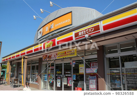 Shinshiro Parking Area/Tomioka, Shinshiro City, Aichi Prefecture 98326588