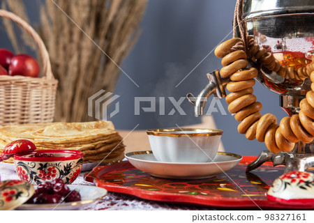 Pancakes with berries and sour cream Pancakes with berries and sour cream 98327161