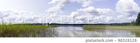 Polish nature: view of Choczewskie Lake Polish nature: view of Choczewskie Lake 98328128