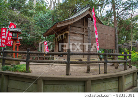 高雄嚴島神社本館 北本市 98333391