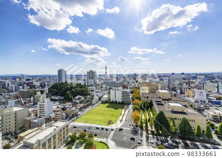 栃木縣宇都宮市 從栃木縣廳（南方向）看到的宇都宮市街景 98333661