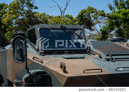 Tank commander's seat Driver's seat Type 96 wheeled armored vehicle Tank Ground Self-Defense Force 98334281