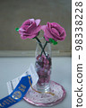 Prize winning realistic edible fondant flowers 98338228