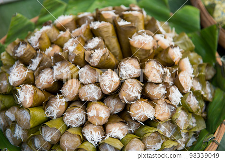 Steamed banana cake at street market 98339049