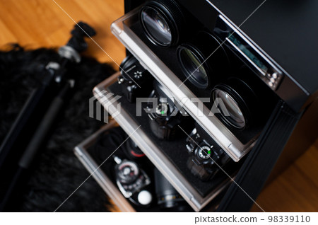 electronic dehumidify dry cabinet for photography equipment 98339110