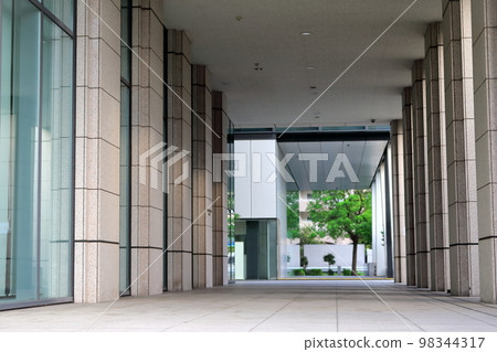 辦公樓一樓進場示意圖 98344317