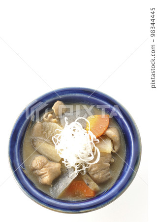 白底胡蘿蔔、魔芋、牛蒡、蘿蔔燉豬肉鳥瞰圖 白底胡蘿蔔、魔芋、牛蒡、蘿蔔燉豬肉鳥瞰圖 98344445